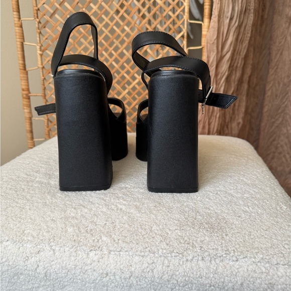 Windsor Smith Black Platform Sandals - Picture 7 of 14